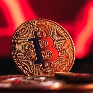 Bitcoin continúa a la baja: cae más del 6% y llega a 78 mil 719 dólares por unidad