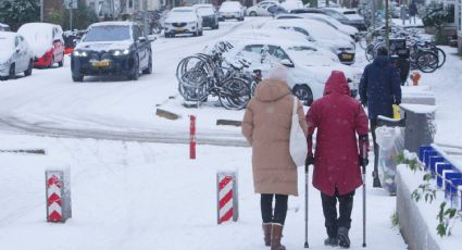 Nevadas en Ámsterdam paralizan tráfico aéreo en el aeropuerto Schiphol; permanecerá totalmente cerrado