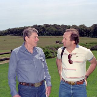Muere a los 80 años Michael Reagan, hijo del expresidente estadounidense Ronald Reagan