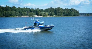 Finlandia confisca un buque sospechoso por la rotura de un cable submarino de telecomunicaciones