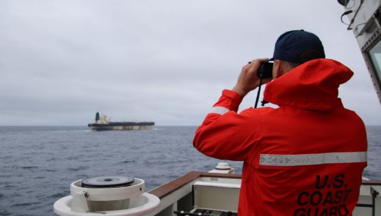 Rusia acusa "intercepción ilegal" de un petrolero; Reino Unido reconoce haber brindado apoyo a EU