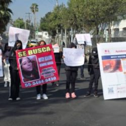 Bloquean avenida Tláhuac en CDMX para exigir la localización de Mitzy Nahomi a seis días de su desaparición