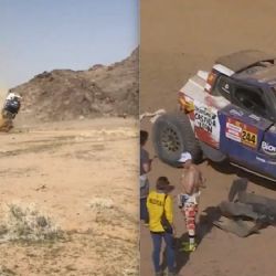 Aparatoso accidente en Dakar: un auto sale volando y da vueltas de campana, pero los pilotos resultan ilesos