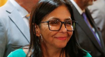 Colombia invita a Delcy Rodríguez, presidenta encargada de Venezuela, a que visite el país