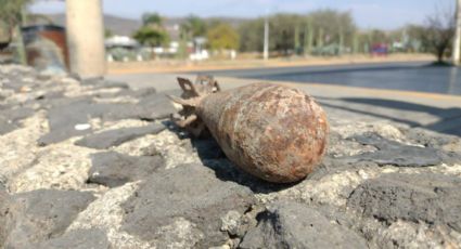 Mujer trata de vender un misil mortero y provoca la intervención del escuadrón antibombas en Guanajuato