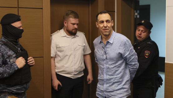 Basquetbolista ruso detenido en Francia es canjeado por investigador académico francés condenado por espionaje