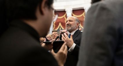 Archivos de Epstein: secretario de Comercio de EU niega relación con el pederasta tras exigencias de dimisión