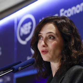 "Pongan fin a los 'narcoestados'": presidenta de Madrid compara a México con Venezuela