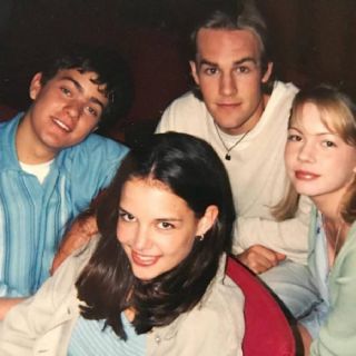 Katie Holmes se despide de James Van Der Beek, protagonista de la serie "Dawson's Creek"
