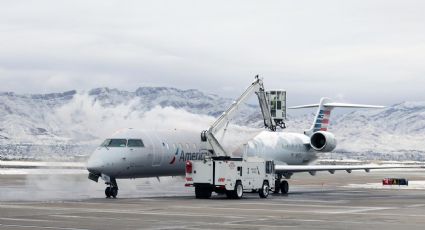 Legisladores de EU exigen a la administración Trump explicar el cierre espacio aéreo en Texas