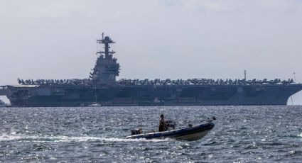 USS Gerald R. Ford, el portaaviones usado en ataque a Venezuela, navega hacia Irán