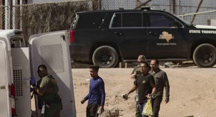 Acusan a un supervisor de migración por alojar a una mujer y su hijo indocumentado en Texas