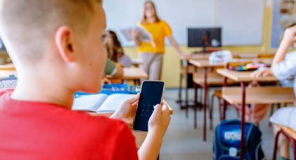 Reino Unido se sumará a la restricción de las redes sociales para menores de edad; presentarán propuesta al Parlamento