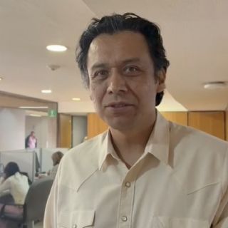 Marx Arriaga se aferra: asegura que sigue trabajando en la actualización de materiales educativos