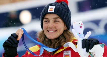 Esquiadora que fue atropellada en septiembre y sufrió múltiples lesiones nunca se rindió, llegó a los JO de Invierno y ganó una medalla