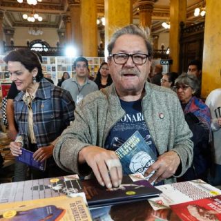 Gobierno de Sheinbaum paga 25 mdp para regalar libros en Cuba, Venezuela y otros países de Latam