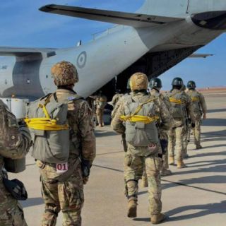 Buscan en Perú a helicóptero de la Fuerza Aérea que se extravió con 15 pasajeros