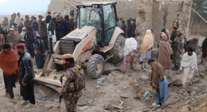 Pakistán bombardea Afganistán y deja al menos 17 muertos, entre ellos 11 niños