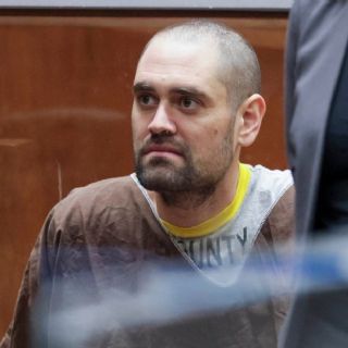 Hijo del director de cine Rob Reiner se declara no culpable del homicidio de sus padres