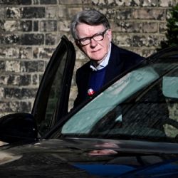 Liberan al exministro laborista Peter Mandelson tras un interrogatorio de varias horas por su relación con Epstein