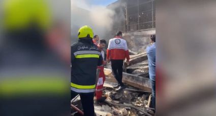 Helicóptero militar se desploma en un mercado en Irán y deja cuatro muertos