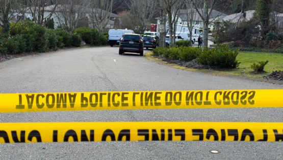 Mueren cuatro personas tras apuñalamiento en Washington; policía abate al sospechoso