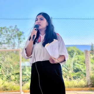 Pobladores retienen a alcaldesa en Oaxaca tras no conseguir su revocación de mandato