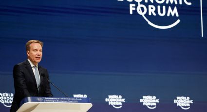 Archivos Epstein: renuncia el director del Foro Económico Mundial tras revelarse cenas y mensajes