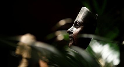 México exige que se suspenda subasta en París que incluye 40 piezas arqueológicas nacionales