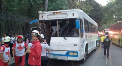 Al menos 15 peregrinos resultan heridos tras choque entre camión y una camioneta en Chapultepec