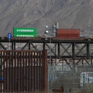 México revira superávit de diciembre: registra déficit comercial de 6 mil 481 mdd en enero