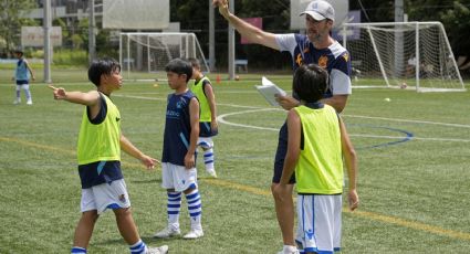 Grupo político de izquierda propone quitar espacios al futbol en escuelas de España por considerarlo sexista: "Es tóxico y relega a las niñas"