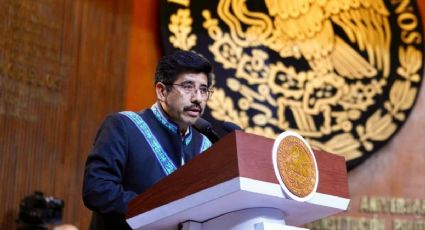 Hugo Aguilar defiende legitimidad de los nuevos ministros de la SCJN en la conmemoración de la Constitución de 1917