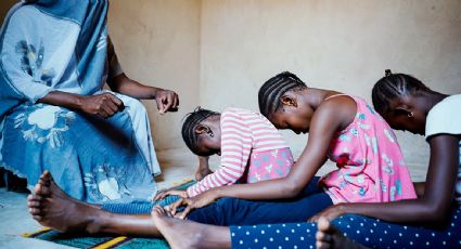 La falta de fondos pone en peligro a millones de niñas afectadas por la mutilación genital