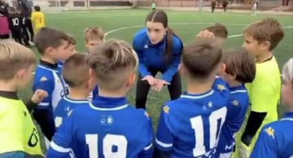 ¡Aplausos! Entrenadora de futbol infantil es elogiada por el entusiasmo y pasión para educar y motivar a sus jugadores: “Somos un equipazo”