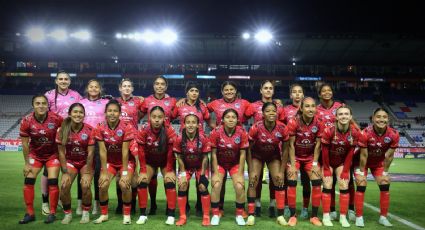 Mazatlán Femenil le falla a sus ‘reinas’: el DT revela que hacen viajes “mortales” de hasta 17 horas en autobús y llegan sin ganas de jugar