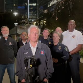 Tiroteo en un bar en Austin deja tres personas muertas y 14 lesionadas; abaten al responsable