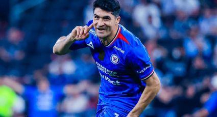 ¡Le metieron dos goles a un defensa! Cruz Azul aprovecha expulsión del portero de Rayados y lo derrota en la Concachampions