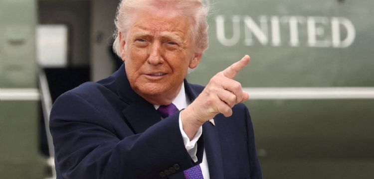 "Toda su Armada ha desaparecido": Trump afirma que destruyó hasta 60 barcos minadores de Irán