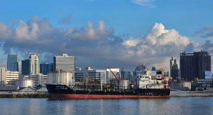Barco alemán en el estrecho de Ormuz es dañado por metralla; no reportan heridos