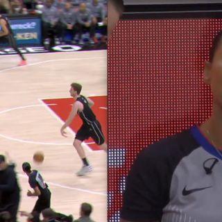 Árbitra de NBA choca con un camarógrafo en pleno partido y queda aturdida tras golpearse la cabeza