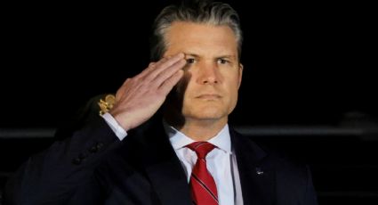 "No tiene defensas aéreas": Pete Hegseth afirma que Irán es incapaz de defenderse de los bombardeos