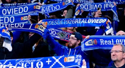 Aficionados del Oviedo de España ponen mantas en la ciudad para exigir la salida del Grupo Pachuca de la dirigencia