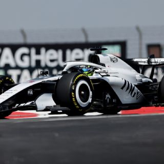 Checo Pérez termina 15 el GP de China y Cadillac acaba la primera carrera en F1 con sus dos pilotos