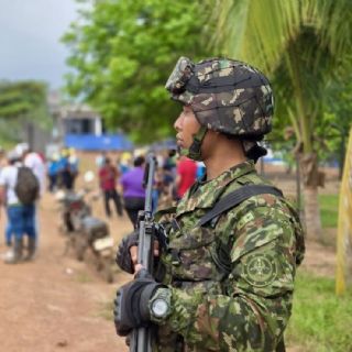Rescatan a menor reclutado por una disidencia de las FARC en Colombia y detienen a sujeto