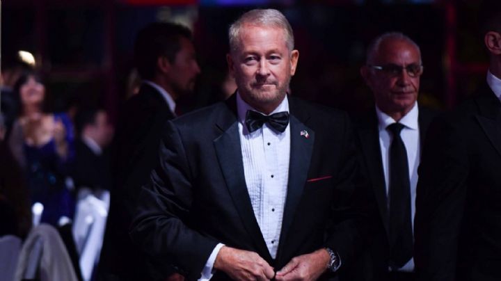 "La mejor forma de ayudar al pueblo cubano es empoderándolo, no al régimen", afirma el embajador Ronald Johnson