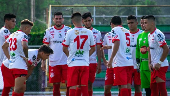 Técnico y directivo mexicanos intentaron amañar un partido en Costa Rica y el portero lo evitó: “Nos querían pagar 300 dólares”