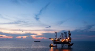 Gobierno de Trump estudia permitir la perforación petrolera en zonas protegidas del Golfo de México