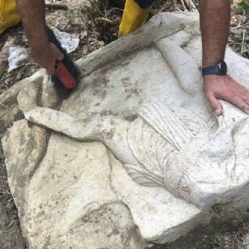 La inusual tumba romana recién hallada en Apollosa contiene escenas de combates gladiadores