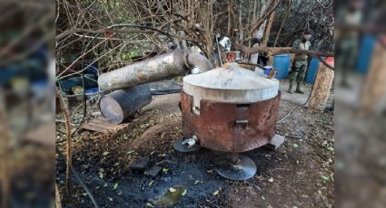 Encuentran laboratorio clandestino en Culiacán y aseguran 800 kilos de metanfetamina